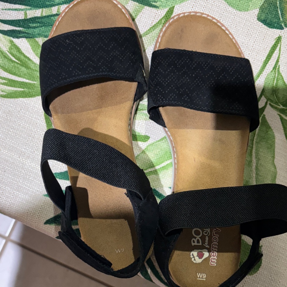 Bob’s from Skechers Stylish Black Sandals for Women - Picture 3 of 3